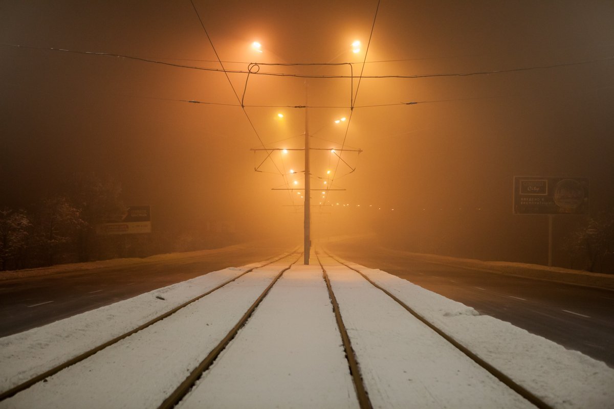 Привычные места в этой мгле выглядят волшебно и загадочно Привычные места в этой мгле выглядят волшебно и загадочно