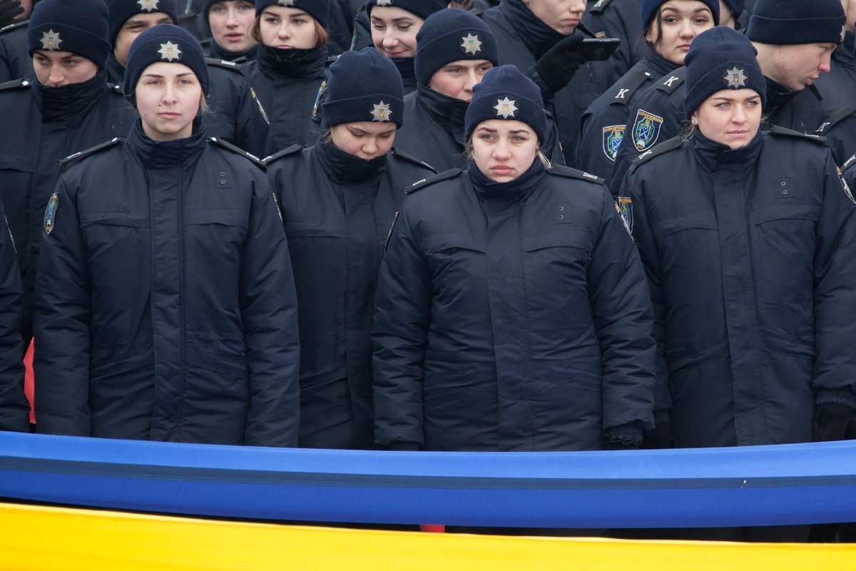Официальный государственный статус «День соборности Украины» получил в 1999 году Официальный государственный статус «День соборности Украины» получил в 1999 году