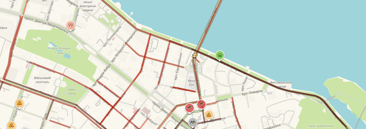 В центре Днепра большие пробки В центре Днепра большие пробки