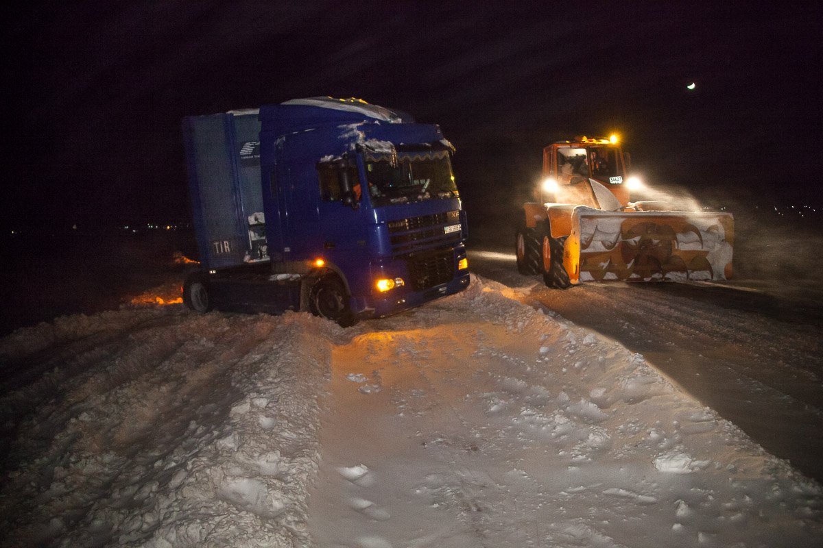 Техника Автодора пришла на помощь Техника Автодора пришла на помощь