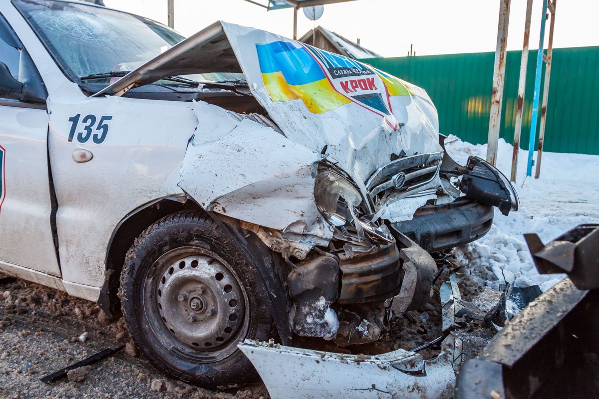 Предварительно, авария произошла из-за несоблюдения скоростного режима