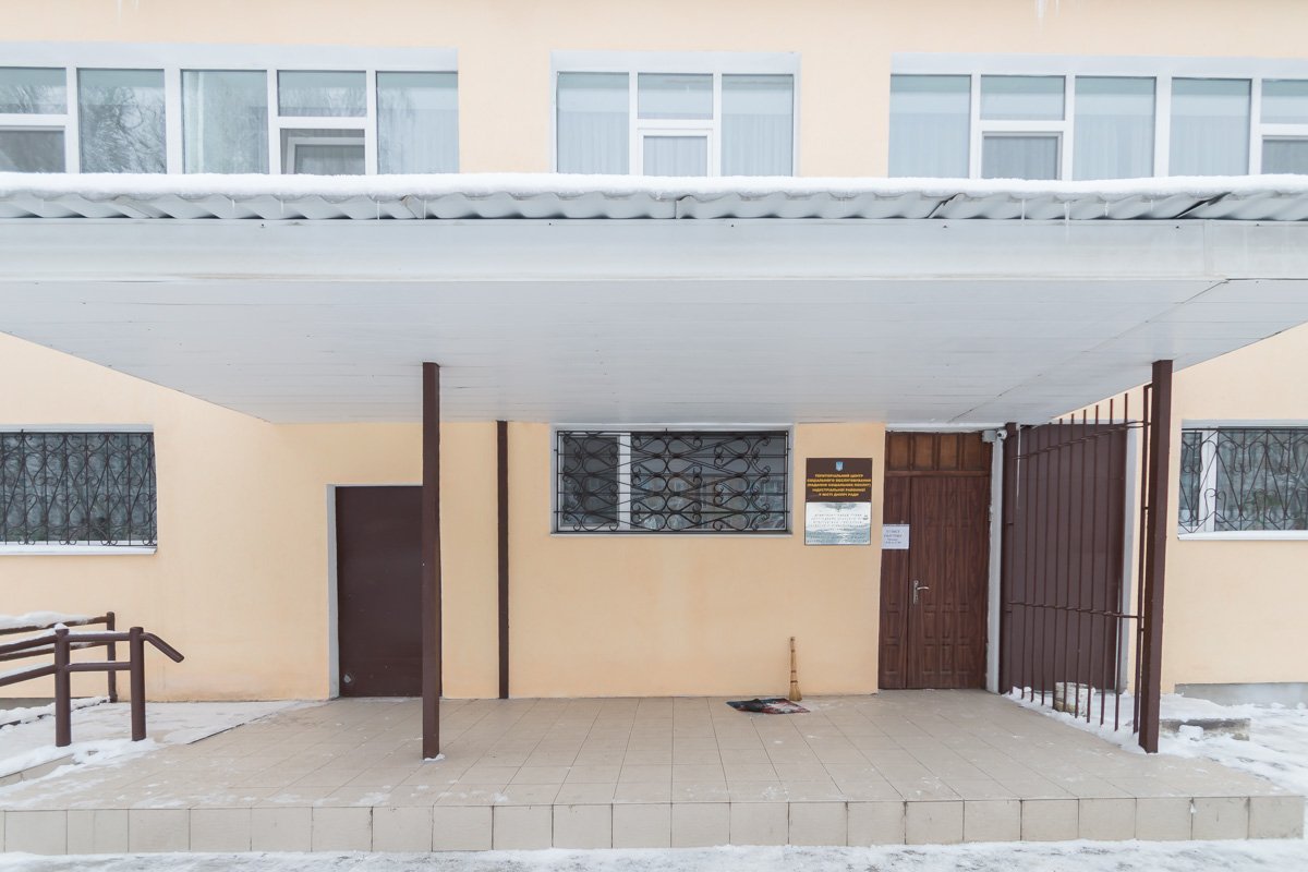 Найти здание очень легко