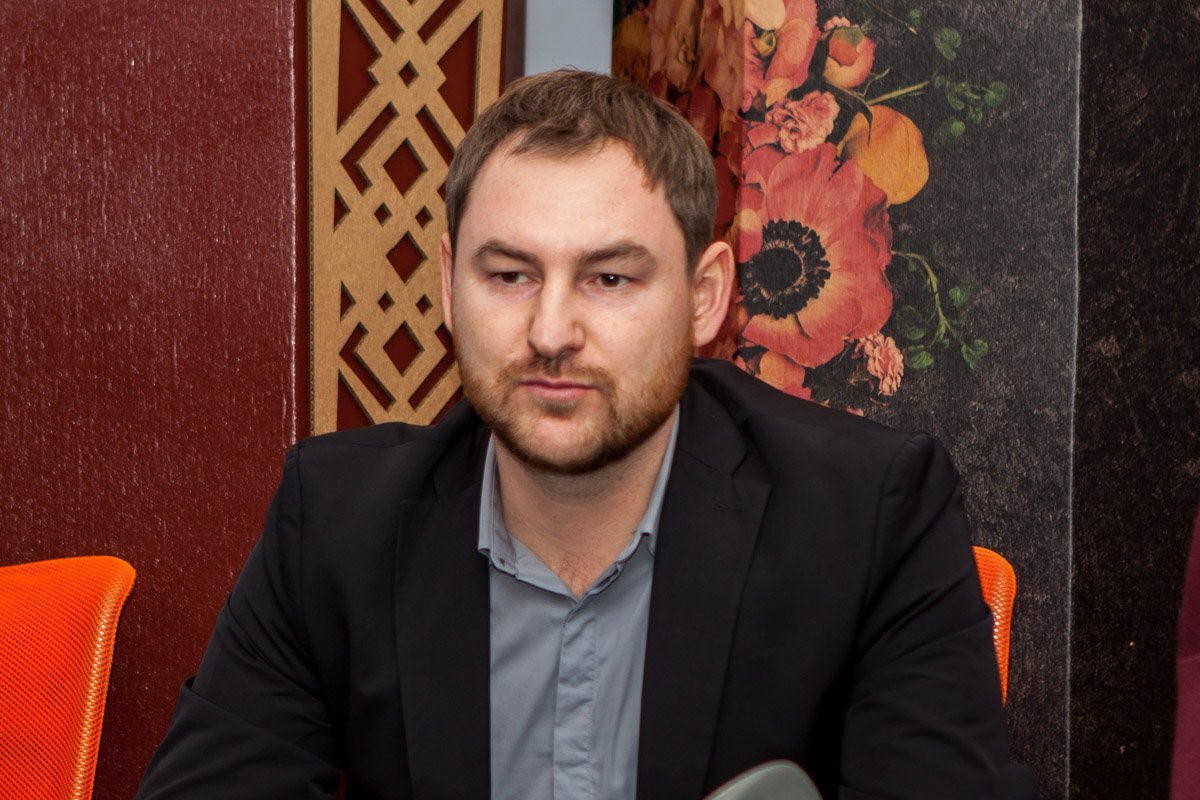 Дмитрий Геращенко — учредитель компании ANGELS COFFINS