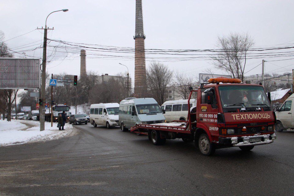 Проезд транспорта, который движется в сторону набережной, затруднен 