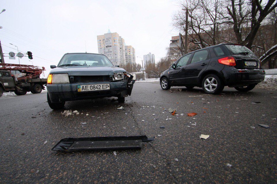 Повреждения автомобилей