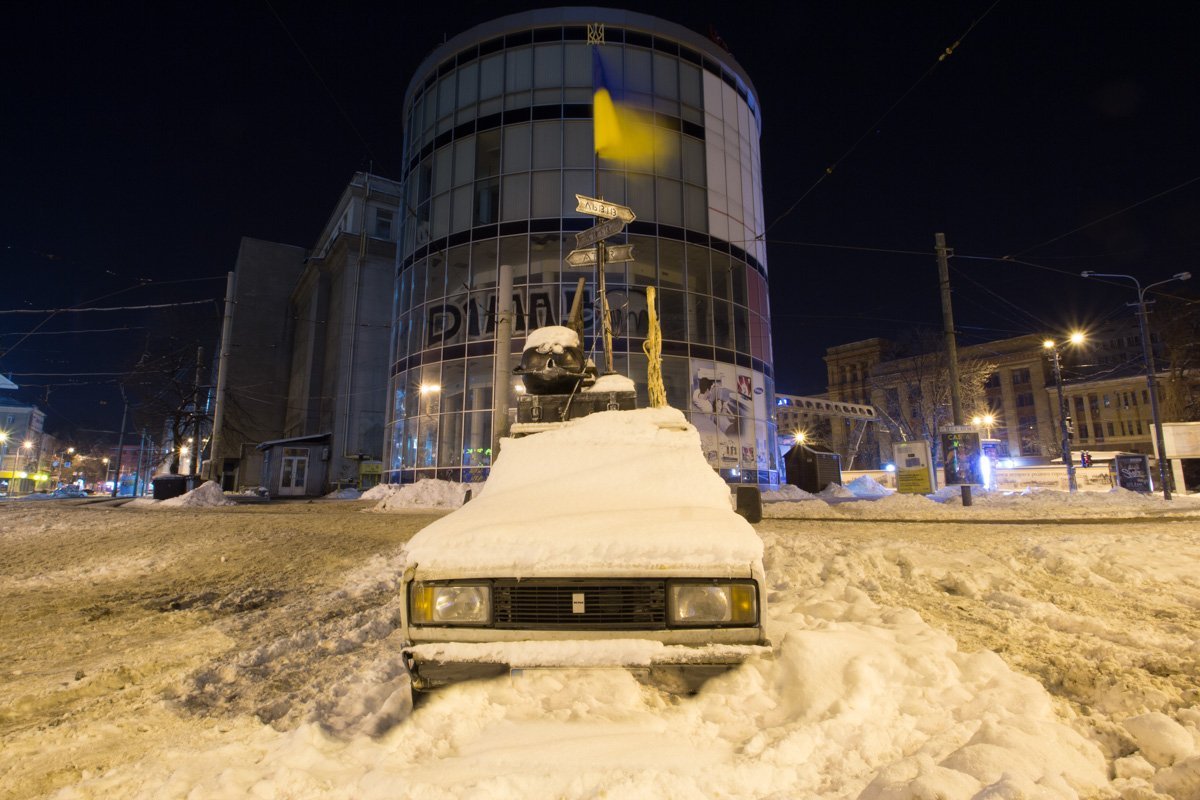 На лобовом стекле ВАЗ девственный снег На лобовом стекле ВАЗ девственный снег