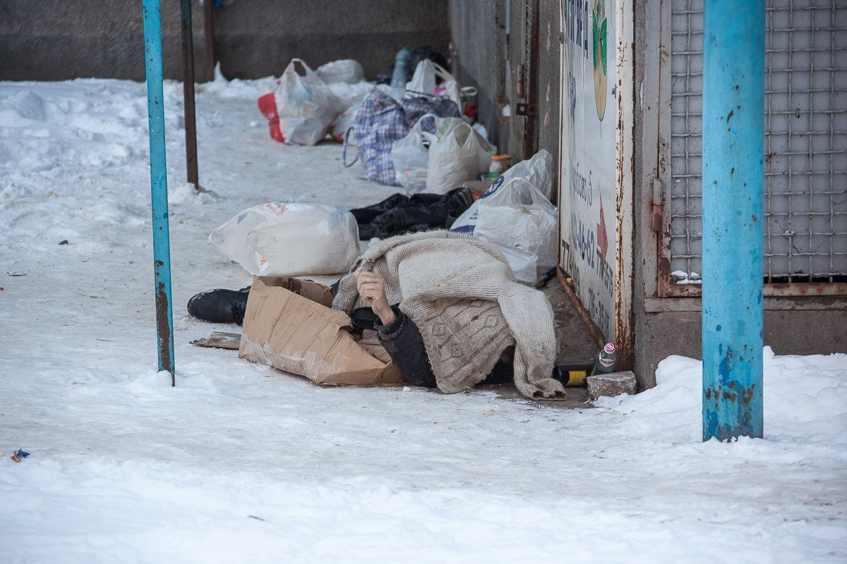 По предварительной информации мужчина умер от холода