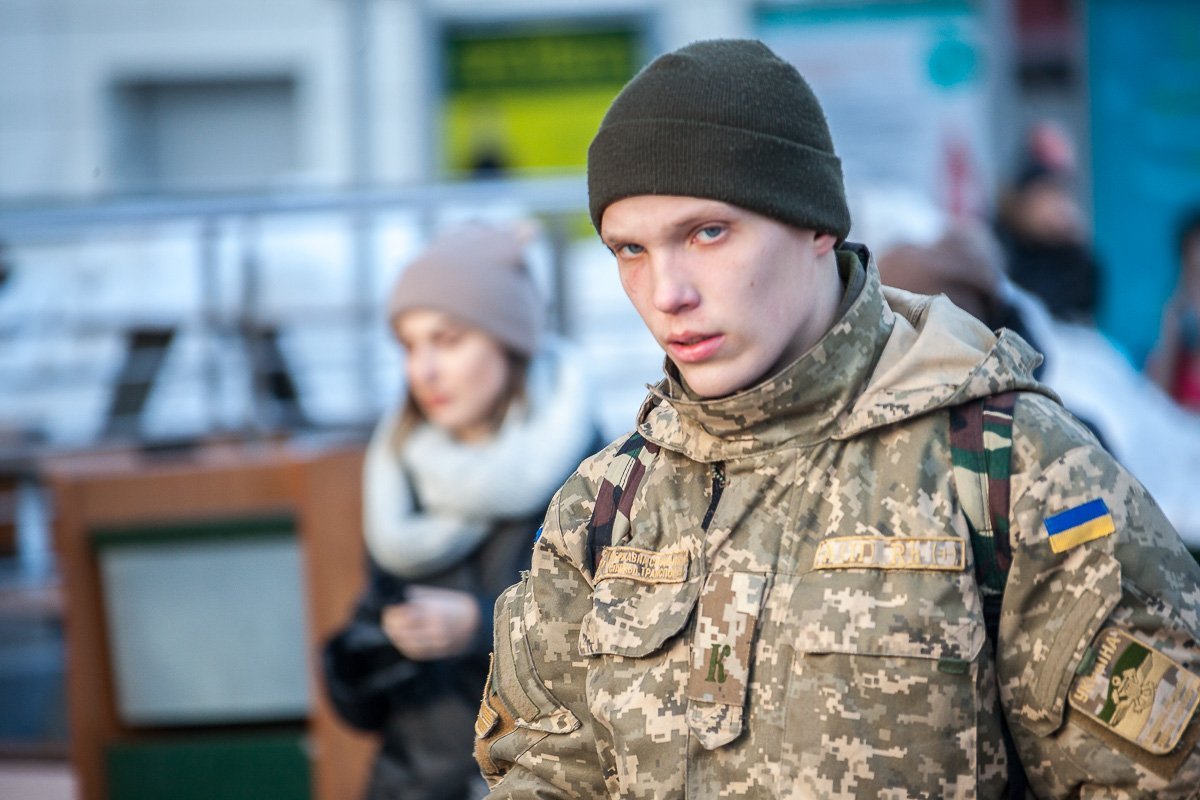 Настоящим мужчинам не страшен даже самый лютый мороз