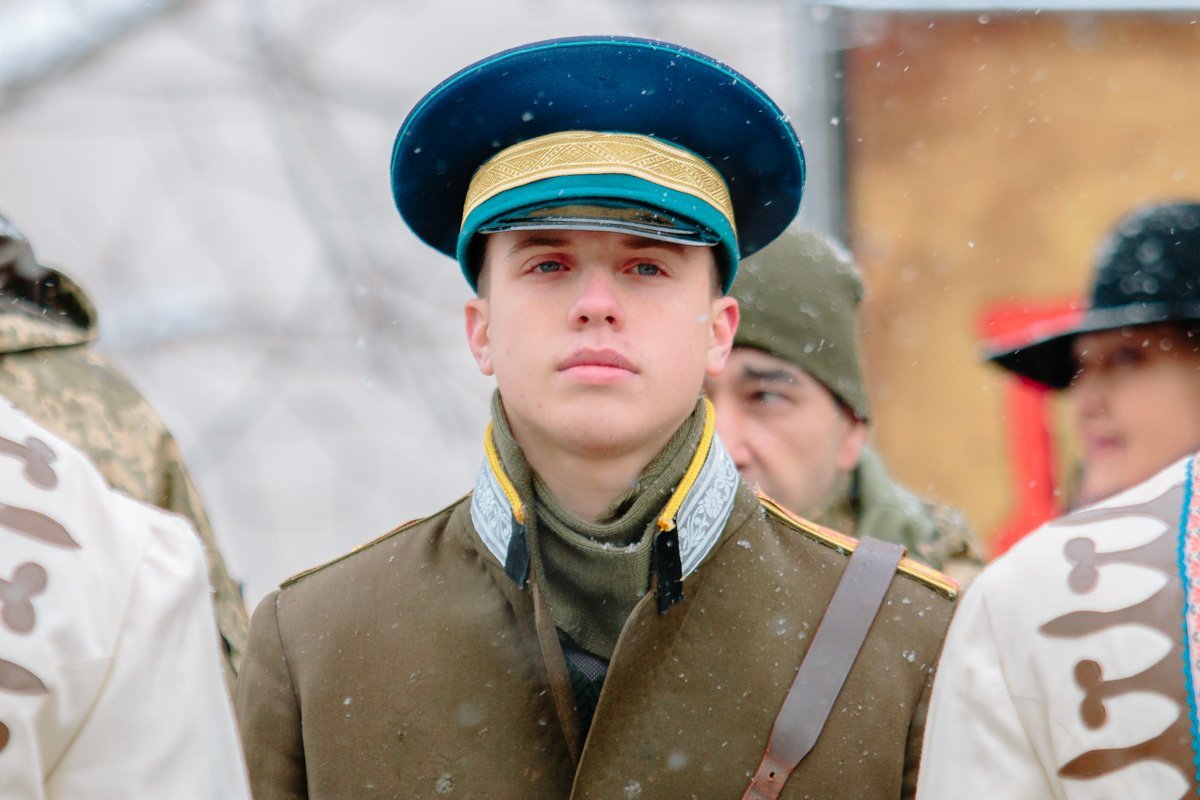 Молодые ребята облачились в историческую одежду Молодые ребята облачились в историческую одежду