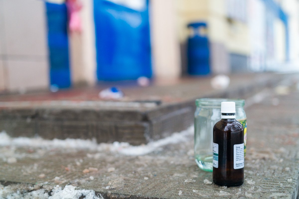 Охранники и полицейские оказывали первую помощь