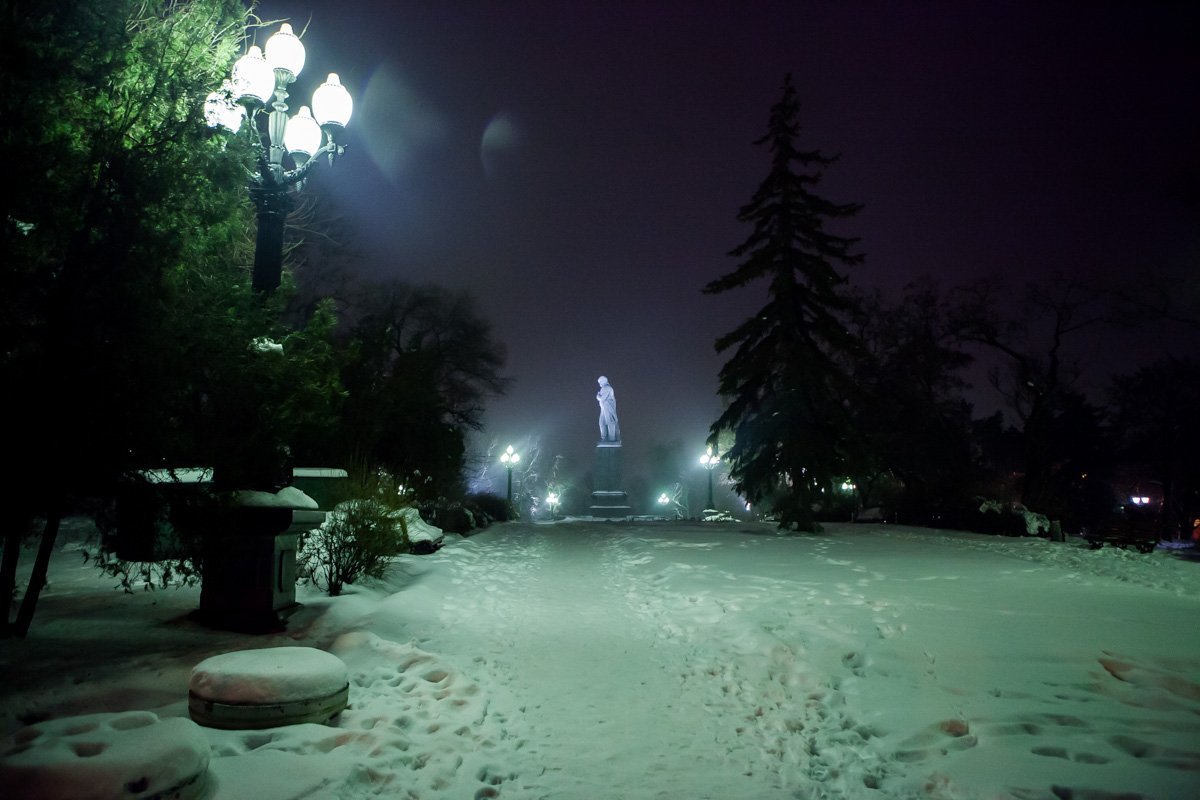 Это романтическое и привлекательное место завоевало симпатии многих местных жителей и гостей города Это романтическое и привлекательное место завоевало симпатии многих местных жителей и гостей города