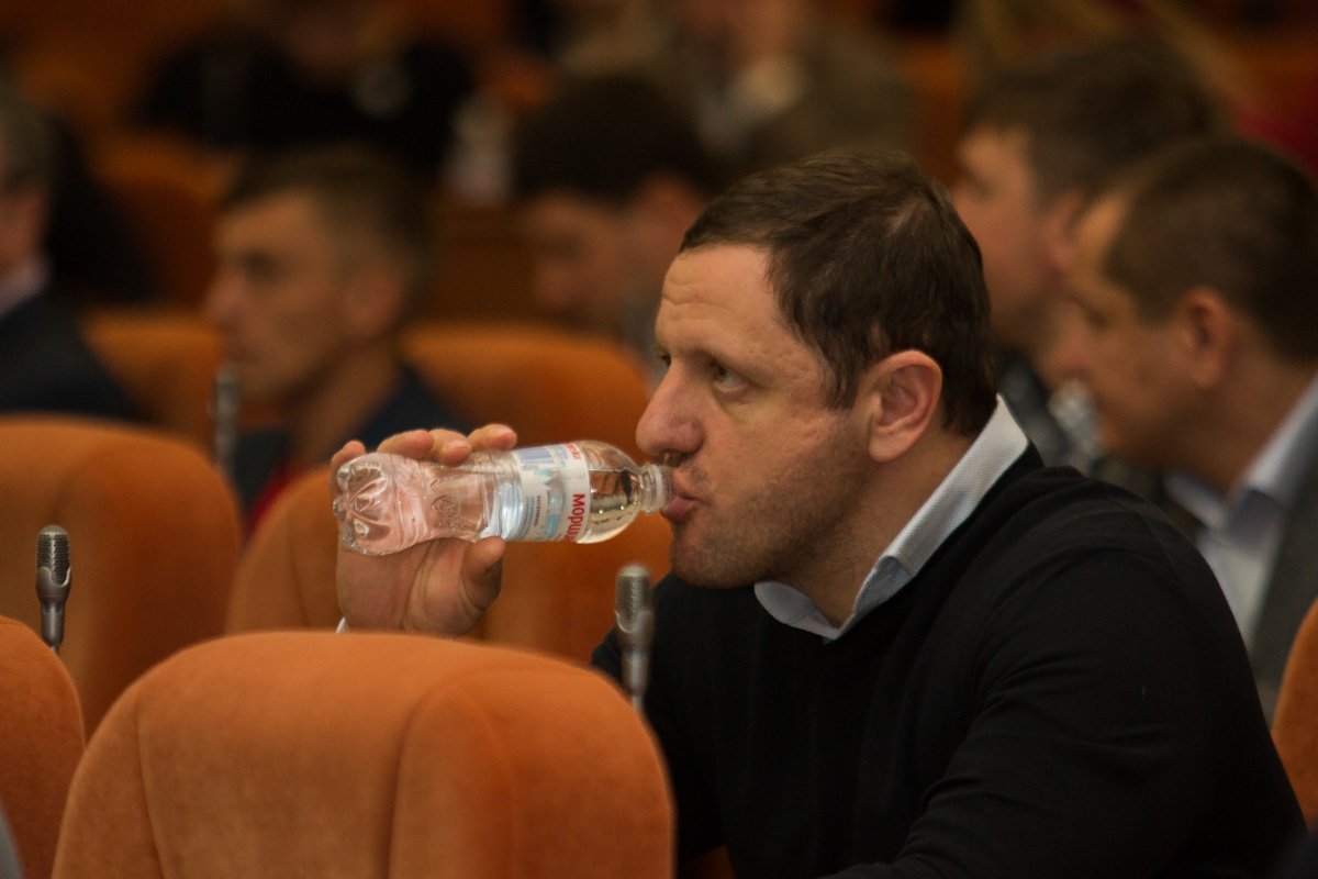 Кого-то обуяла жажда Кого-то обуяла жажда