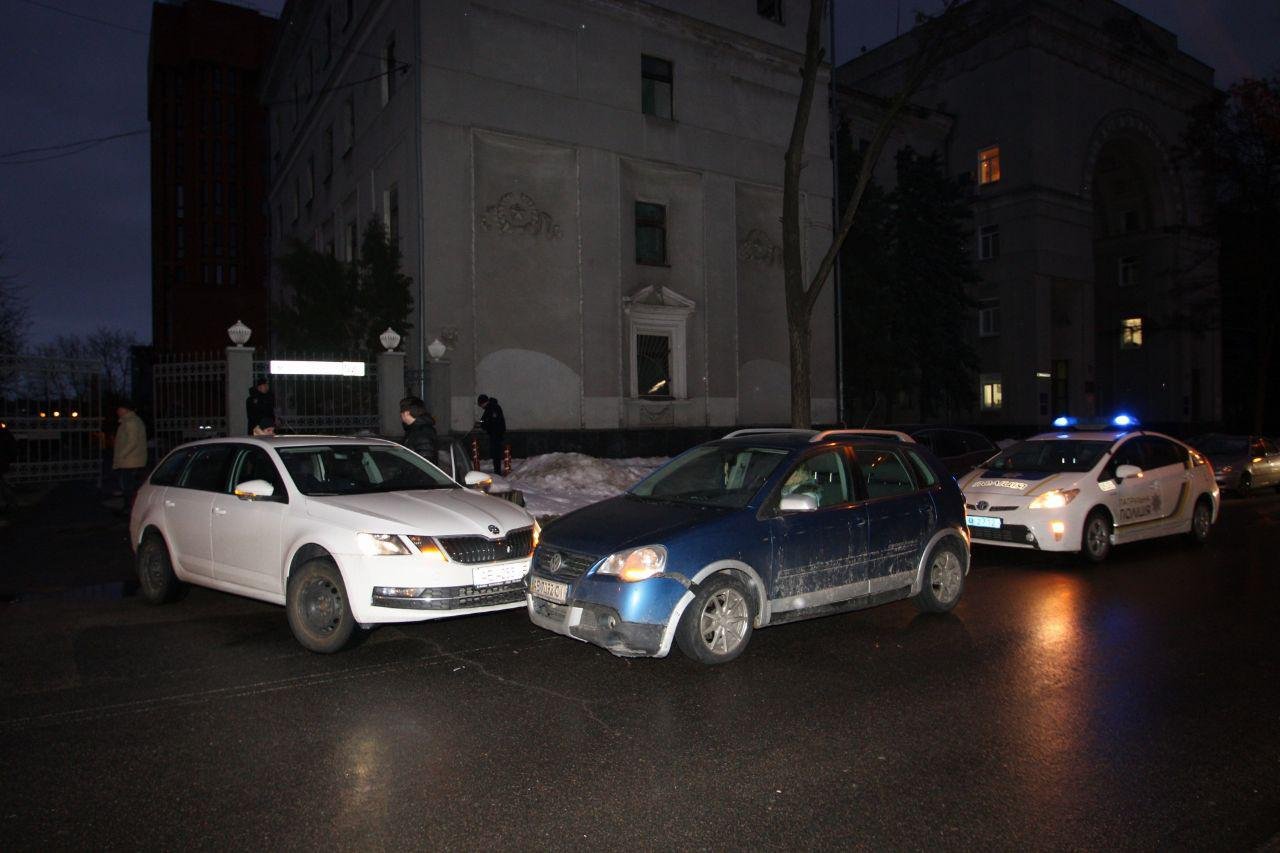 На улице Старокозацкой столкнулись Skoda и Volkswagen На улице Старокозацкой столкнулись Skoda и Volkswagen