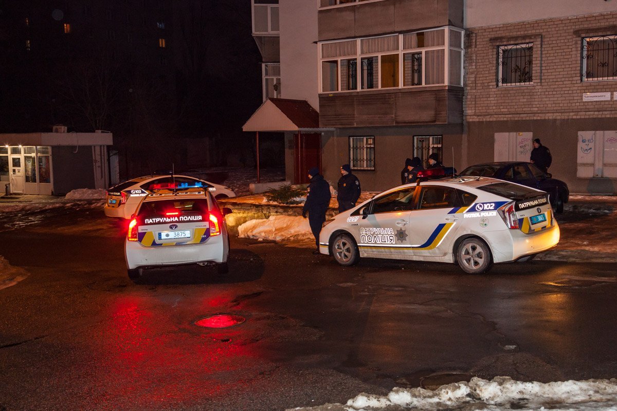 На Чернышевского нашли автомобиль, в котором, вероятно, увезли бюст