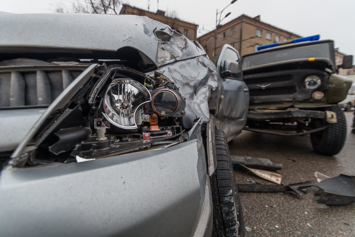 Водитель полицейского автомобиля не пострадал