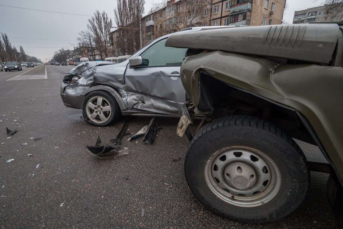 Водитель иномарки находится в городской клинической больнице №6