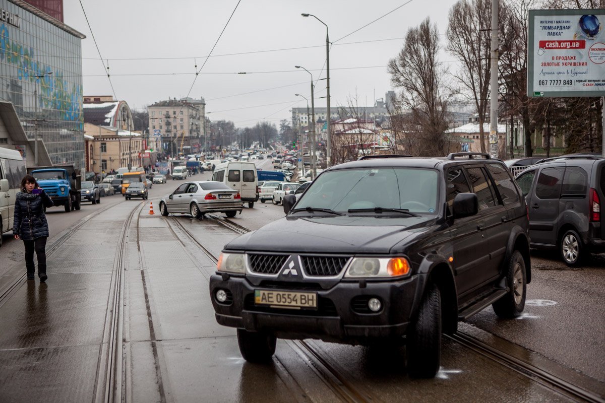 На автомобиле Mitsubishi практически нет повреждений