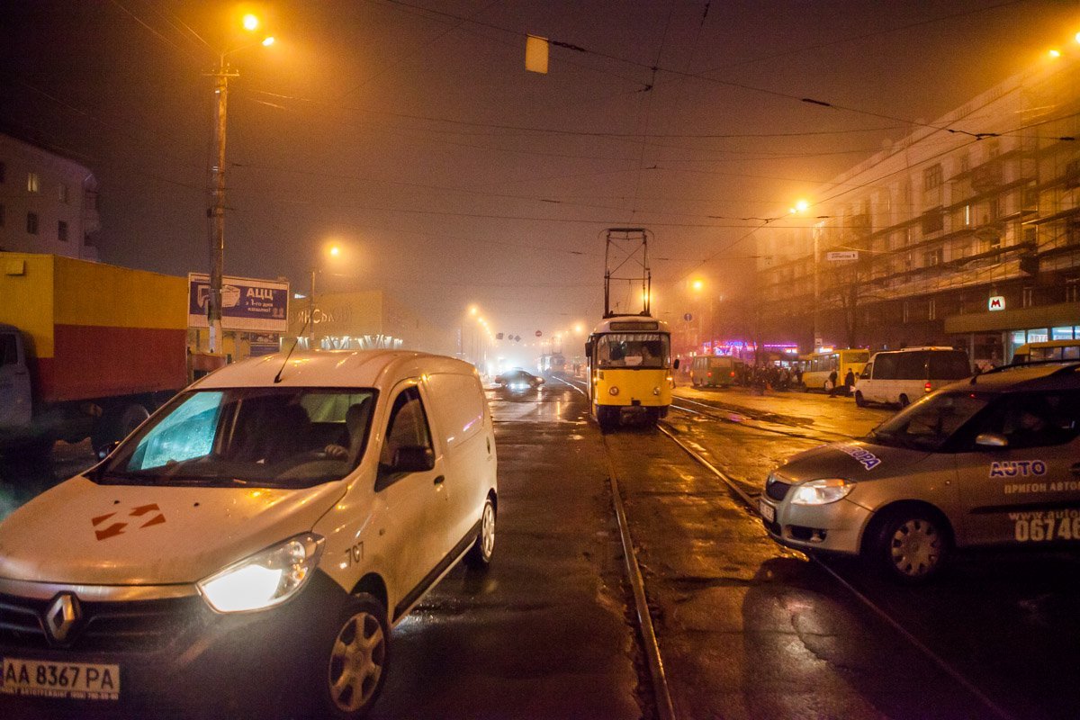 Из-за аварии полностью парализовано движение трамваев №15 Из-за аварии полностью парализовано движение трамваев №15