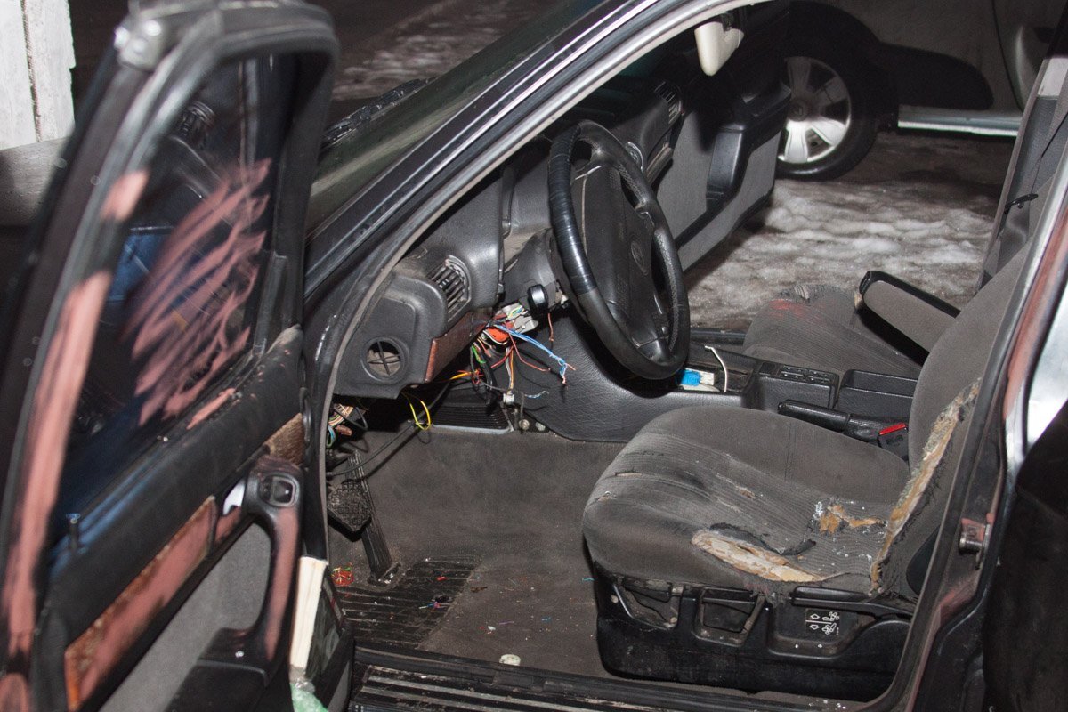 Мужчину задержали и доставили в отделение полиции Мужчину задержали и доставили в отделение полиции