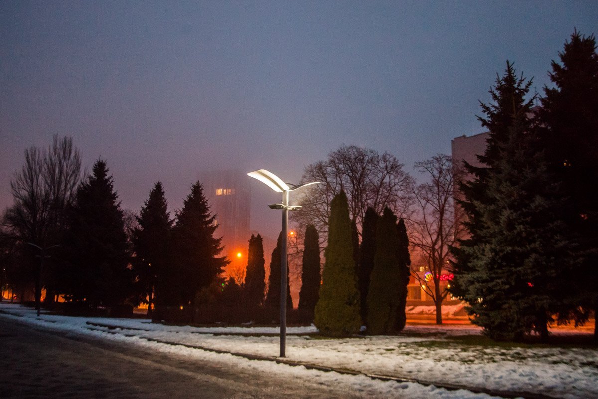 Туман преображает город