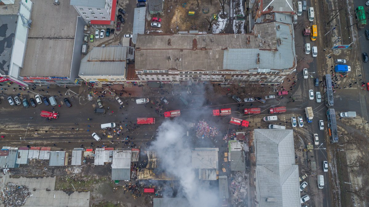 На улице Пастера загорелся магазин игрушек