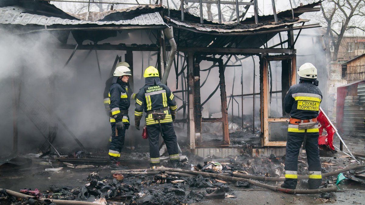 Ликвидировать возгорание удалось в 13:35