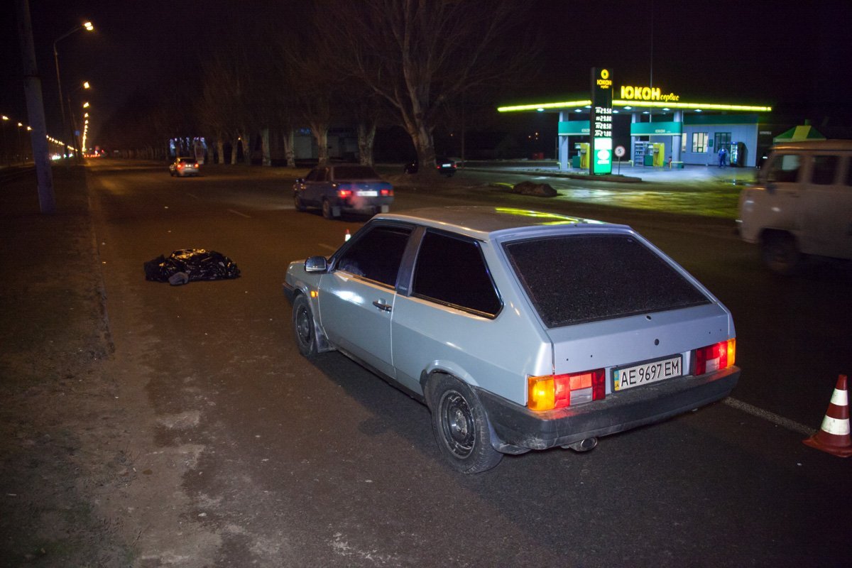 8 февраля около 19:20 на Донецком шоссе автомобиль насмерть сбил пешехода 8 февраля около 19:20 на Донецком шоссе автомобиль насмерть сбил пешехода