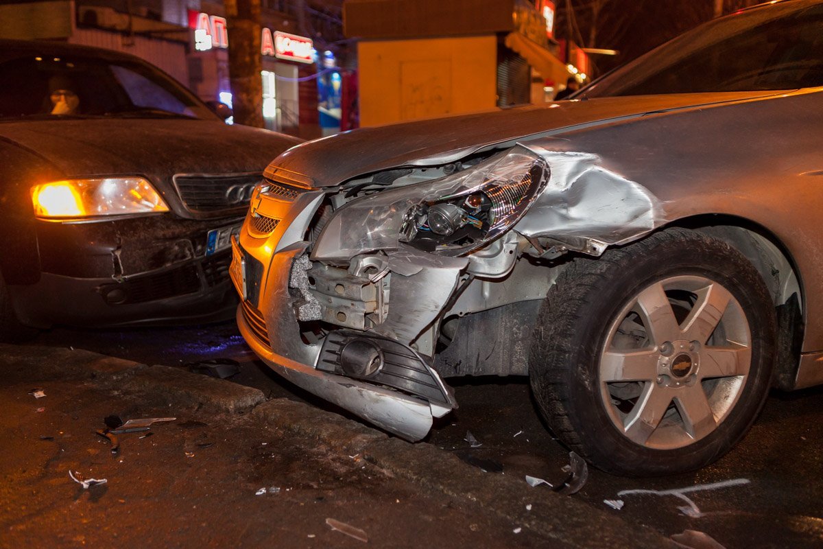 Повреждения Chevrolet Повреждения Chevrolet