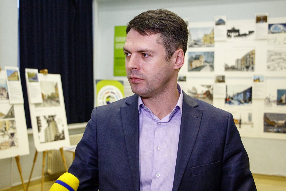 Начальник управления культуры департамента гуманитарной политики Днепровского городского совета Евгений Хорошилов