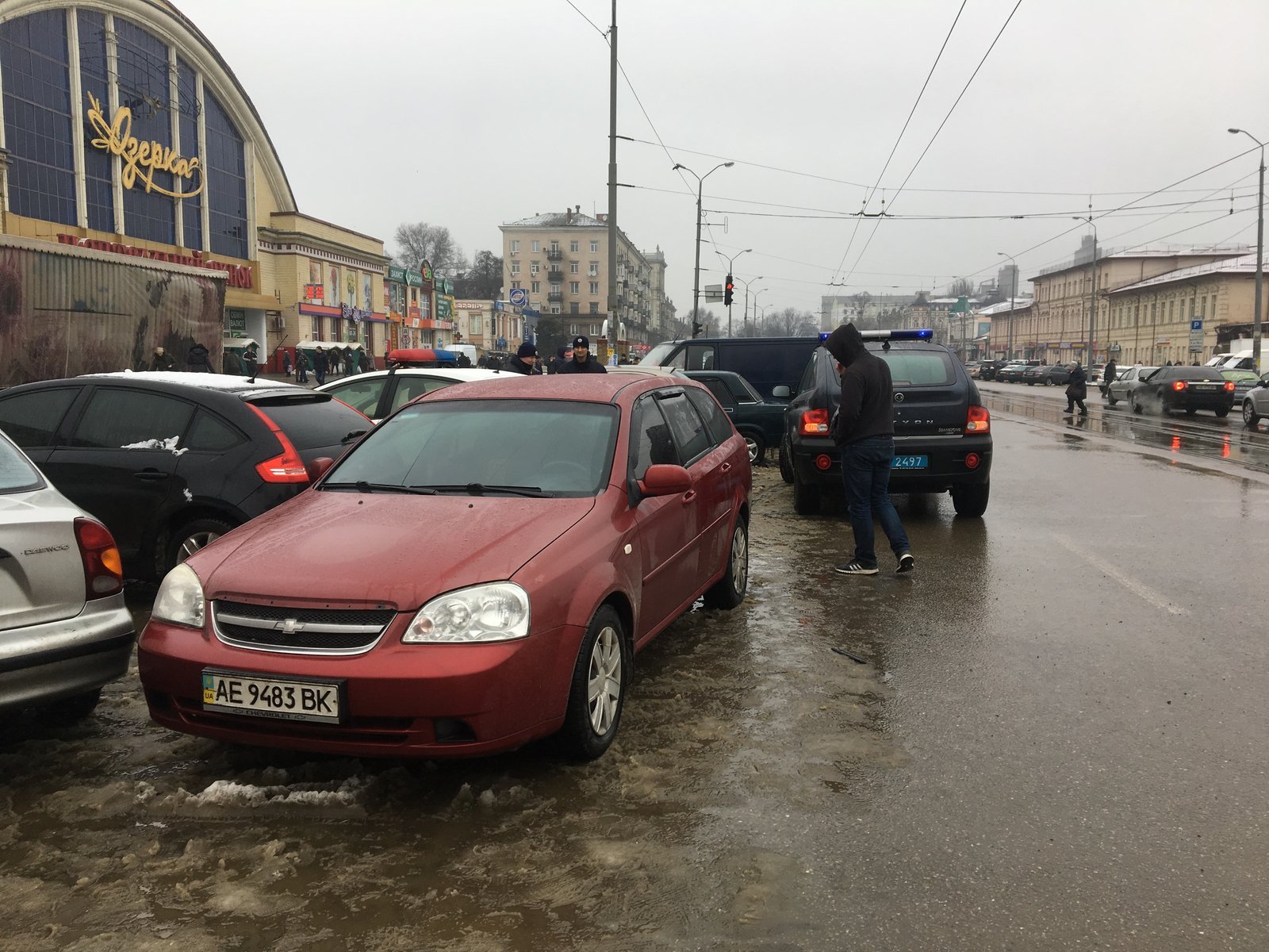 Пассажира Daewoo Lanos доставили в больницу № 16 Пассажира Daewoo Lanos доставили в больницу № 16