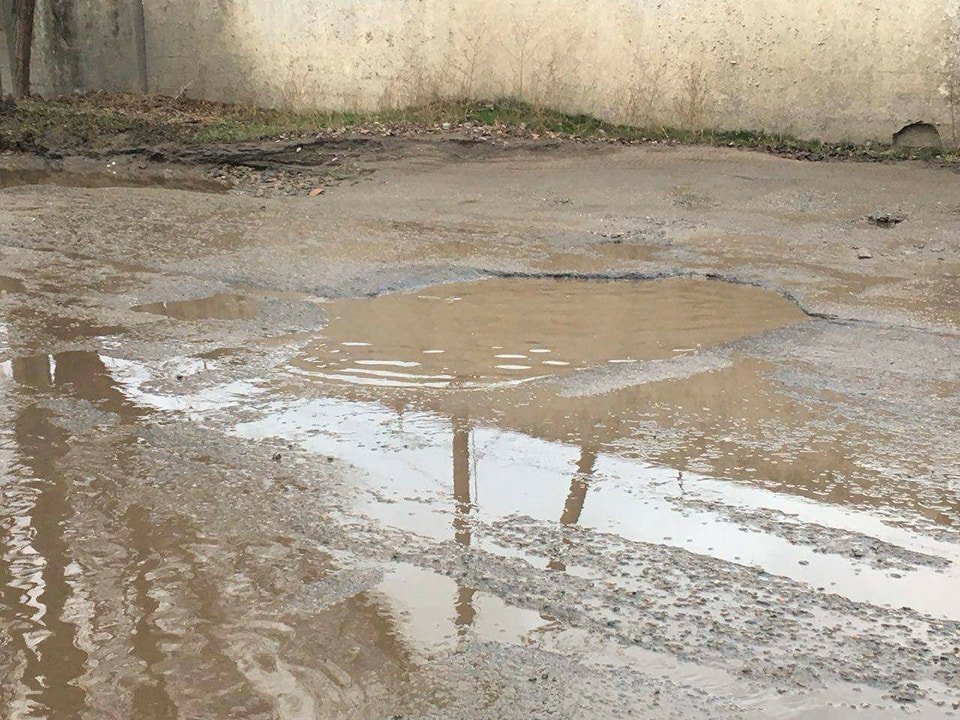 Если вы столкнулись с такой проблемой, обращайтесь на горячую линию мэра Если вы столкнулись с такой проблемой, обращайтесь на горячую линию мэра