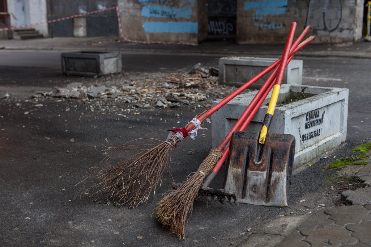 На Гагарина обрушилась арка: выезд с улицы Академика Чекмарева временно перекрыт 3
