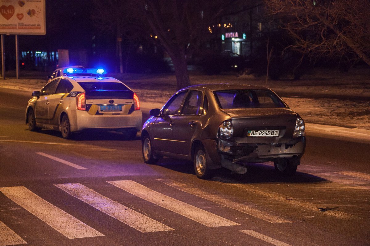 На месте работает патрульная полиция На месте работает патрульная полиция