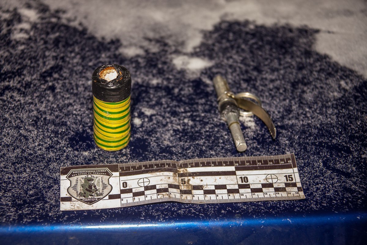 Сделана "граната" из УЗРГМ-2 и вещества похожего на тротил Сделана "граната" из УЗРГМ-2 и вещества похожего на тротил