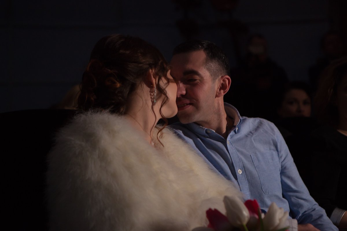 Влюбленные голубки