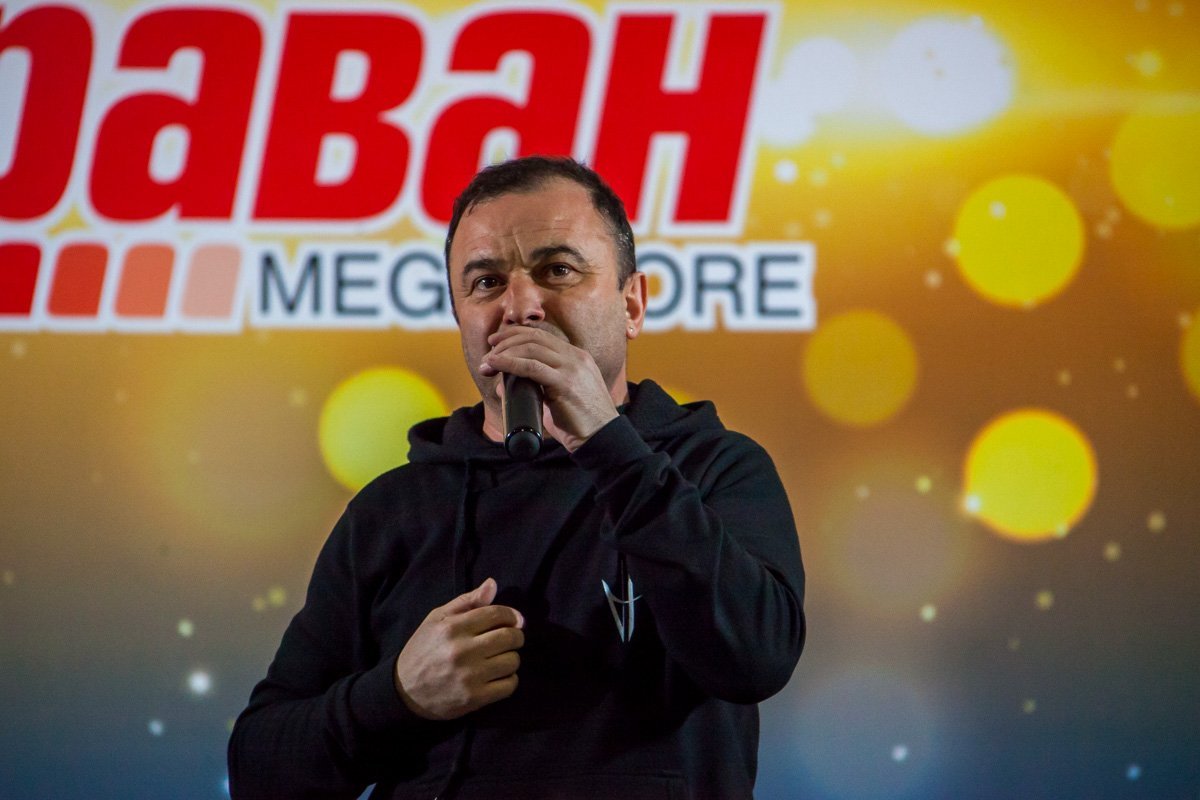 Выступление началось в 20:30