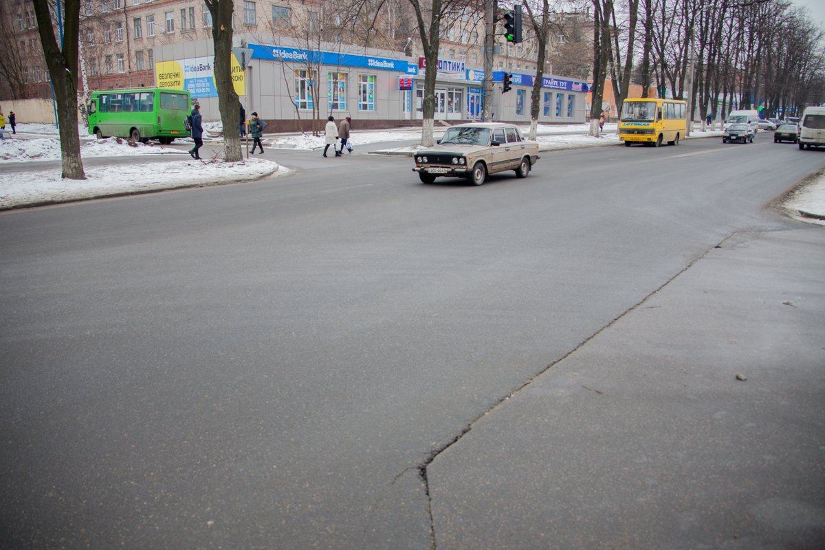 На Титова четко прослеживается граница со смежными улицами