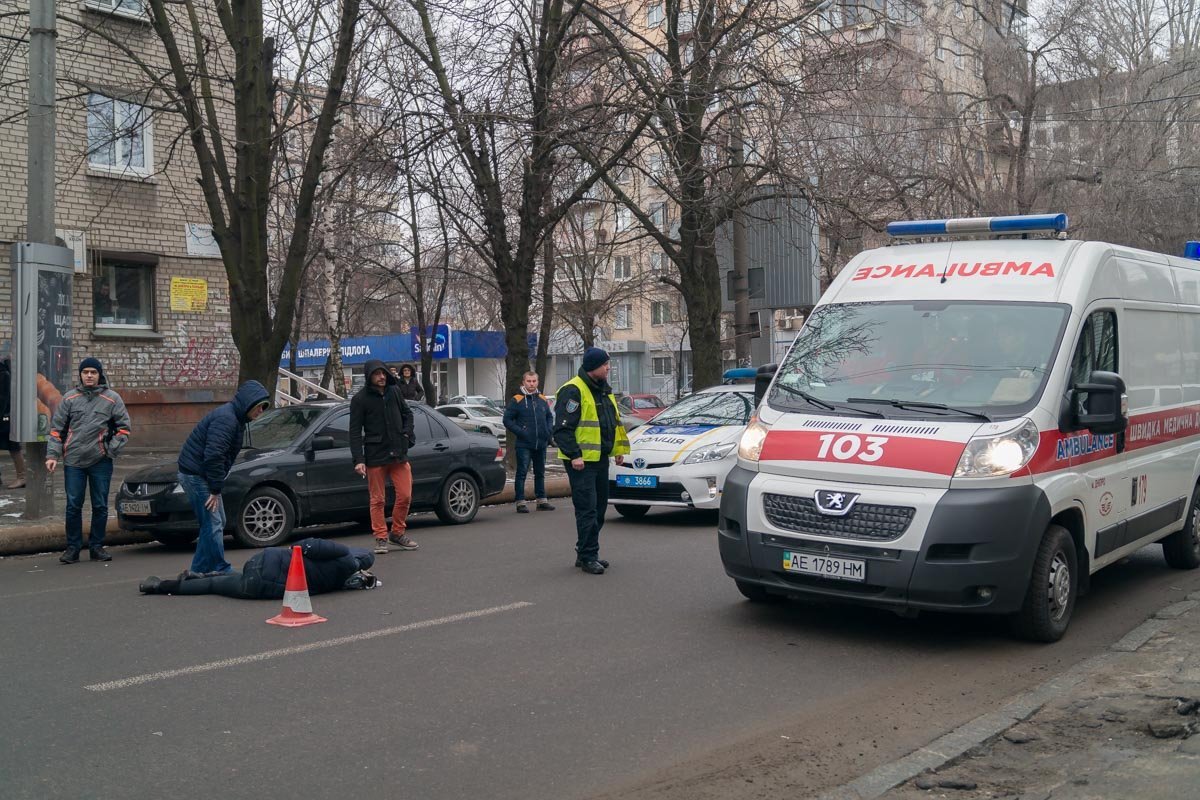 Пострадавшую госпитализировали в городскую клиническую больницу №16 Пострадавшую госпитализировали в городскую клиническую больницу №16