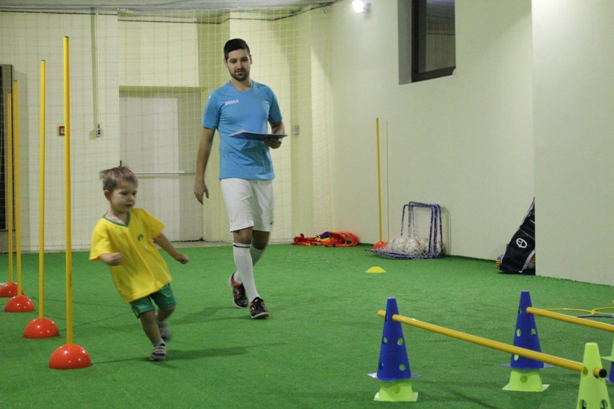 «ФутбоЛенд» - первая школа Днепра, которая проводит обучение в игровом формате на высоком уровне