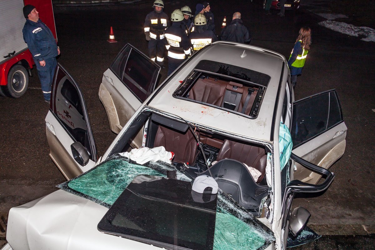 Авария случилась около 1:00