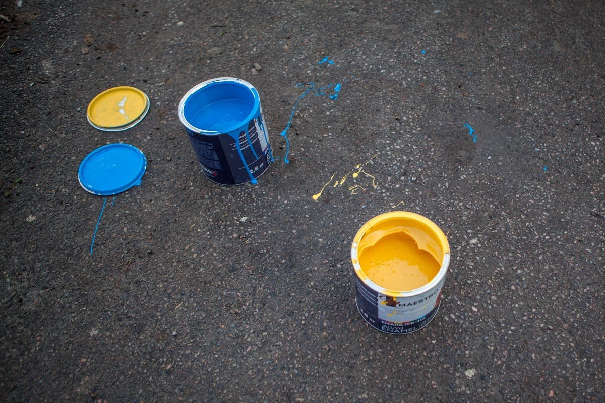 Активисты не только борются с рекламой и и делают город красивее