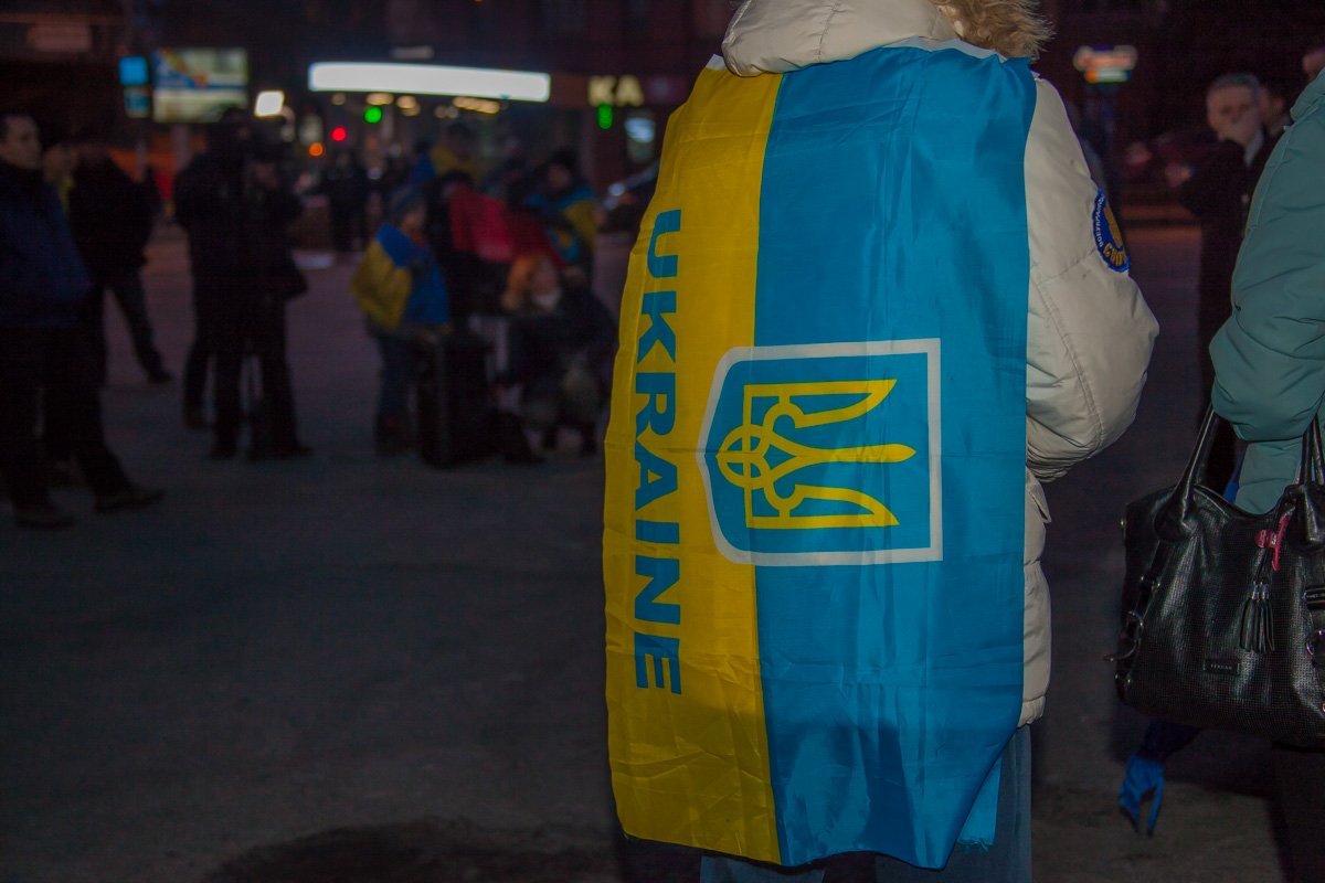 Жители города возлагали цветы на Аллее Памяти