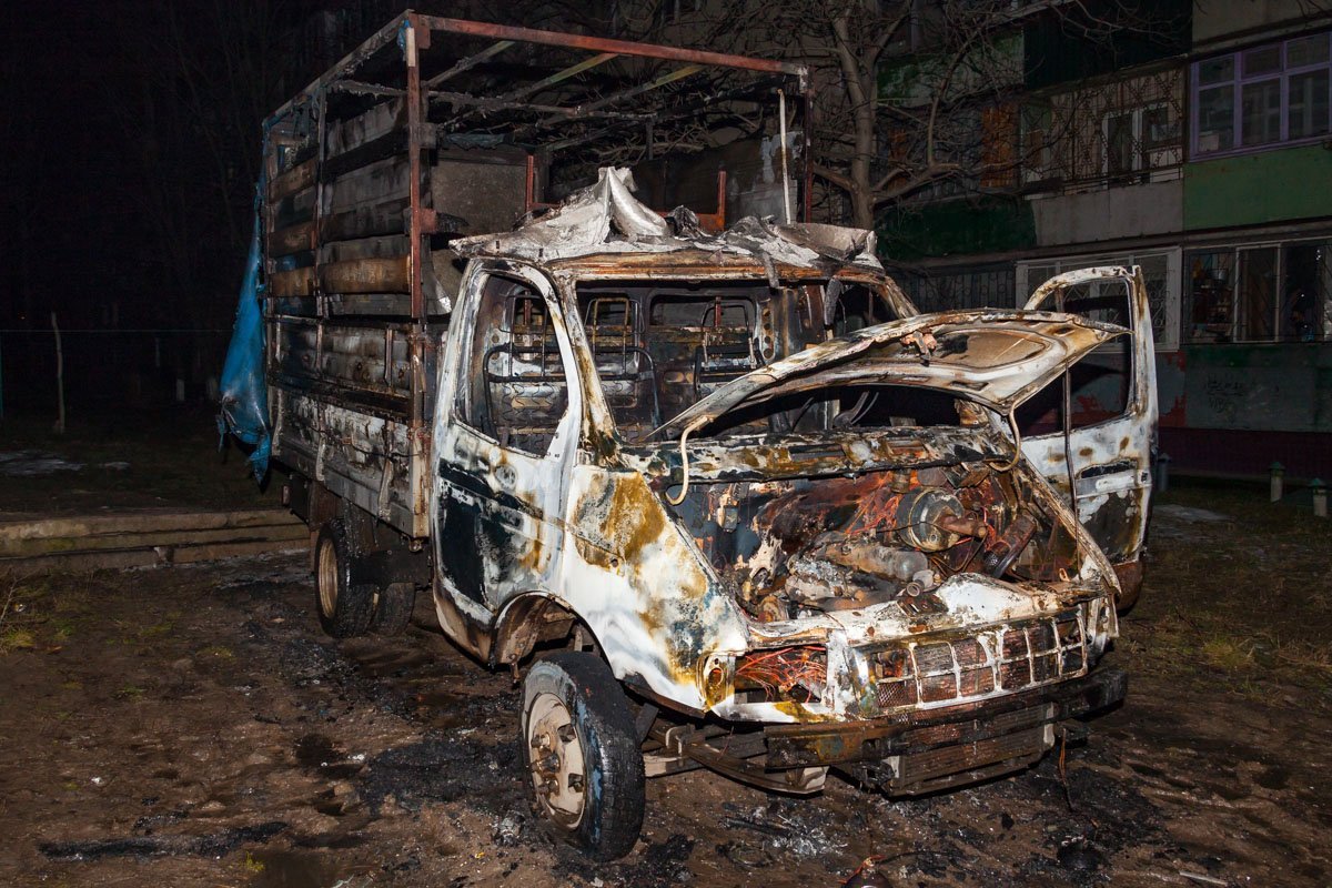 На Западном сгорел автомобиль ГАЗель На Западном сгорел автомобиль ГАЗель