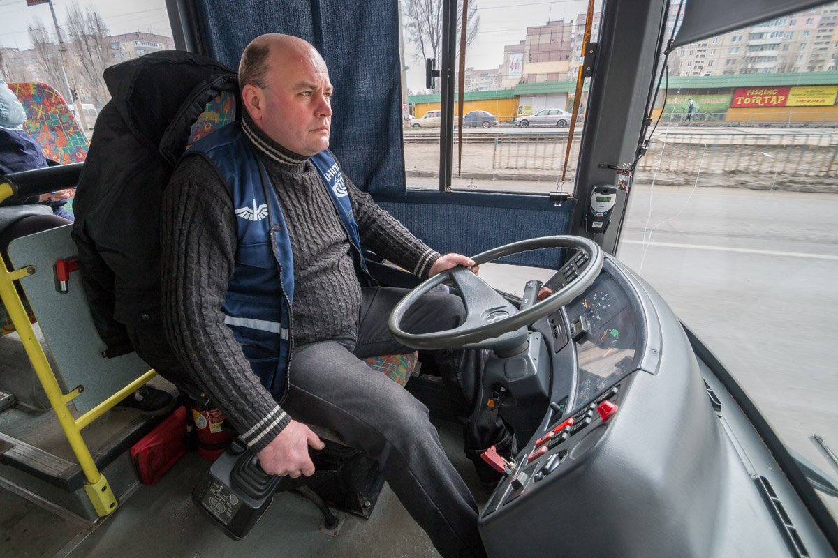 С водителями проводили дополнительные беседы по поводу общения с пассажирами С водителями проводили дополнительные беседы по поводу общения с пассажирами