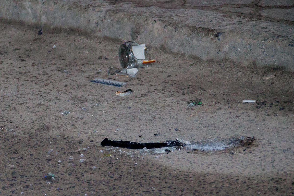 Правоохранители предположили, что «коктейли Молотова» использовались в обоих случаях Правоохранители предположили, что «коктейли Молотова» использовались в обоих случаях