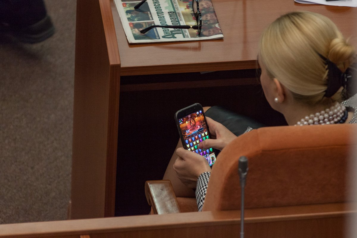 Игра сама в себя не поиграет