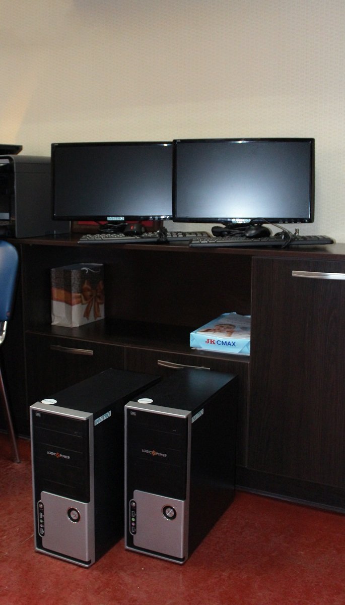 В Днепре отделению детской кардиохирургии подарили мощные компьютеры 2