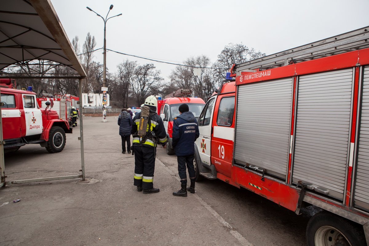 Предварительно, в тоннеле загорелась щитовая