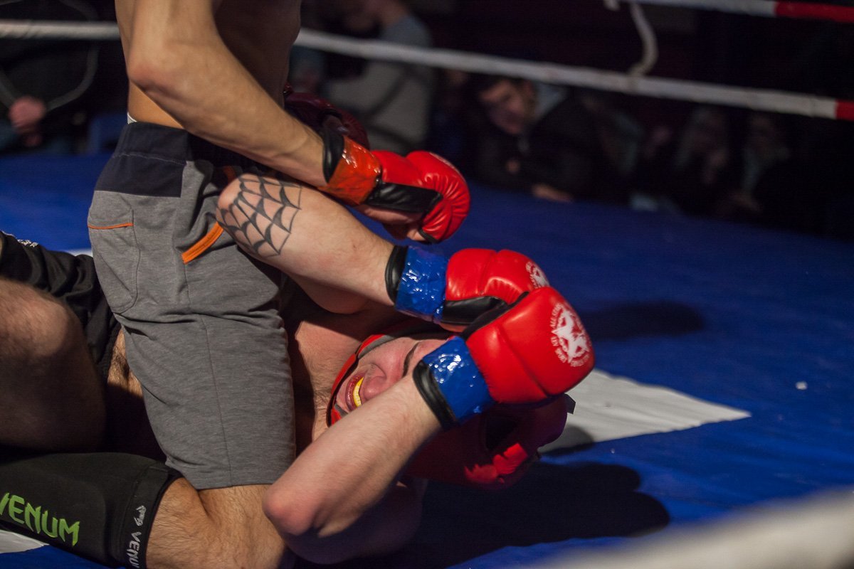 Ты можешь упасть множество раз, но ни один раз не будет считаться поражением до тех пор, пока ты встаешь