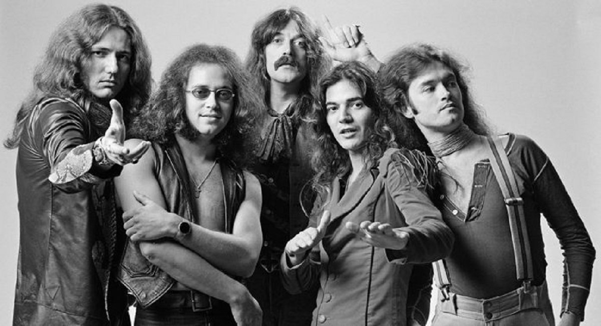 Deep Purple — британская рок-группа, образованная в феврале 1968 года в Хартфорде, Англия